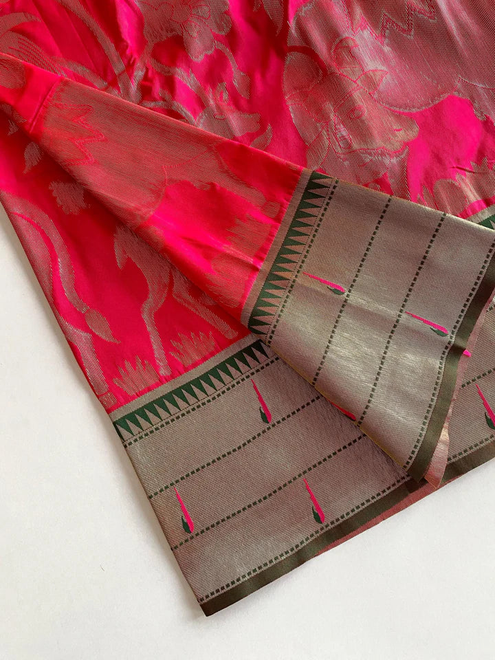 Rani pink with Silk Blend Saree with Traditional Motifs